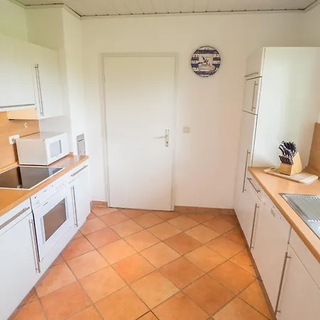 Kapitaenshaus Kittler - Grosse Freiheit - Dhh * Wiek auf Rügen